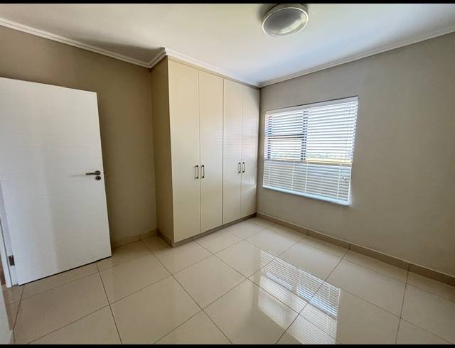 3 BEDROOM APARTMENT FOR SALE IN UMHLANGA RIDGE